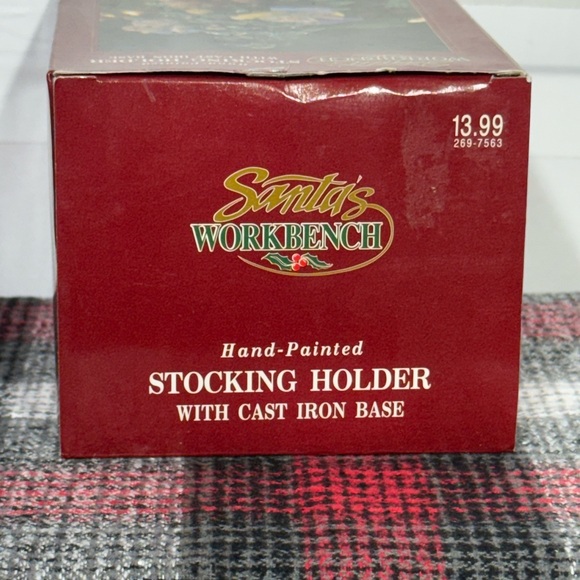 Santa’s Workbench Cast Iron Stocking Holder Elves 1995 With Box - Picture 4 of 7
